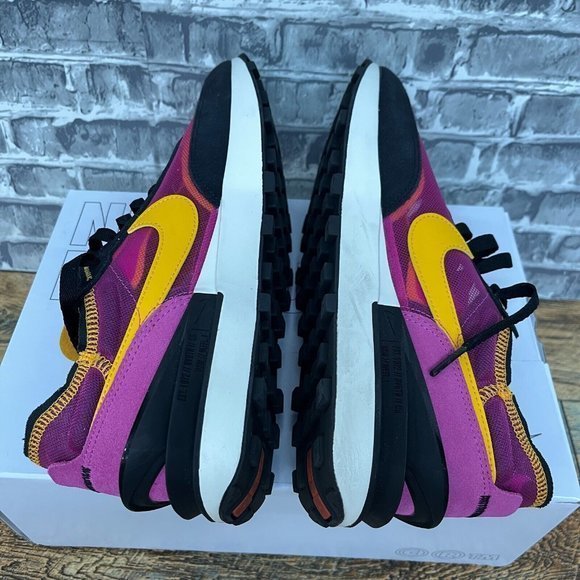 Nike Waffle One Active Fuchsia University Gold Black DA7995-600 Mens Size 8.5 - Picture 6 of 9